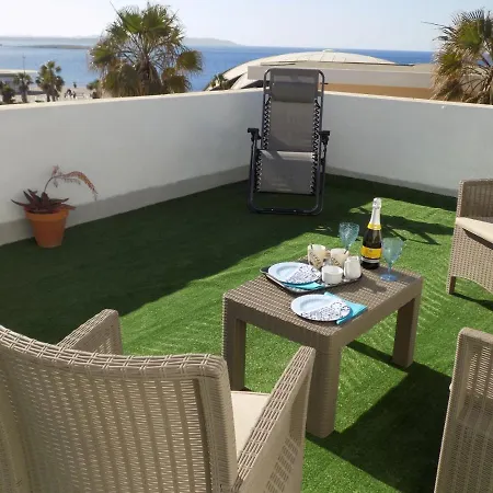 Sunshine Holiday 6 With Spectacular Seaviews