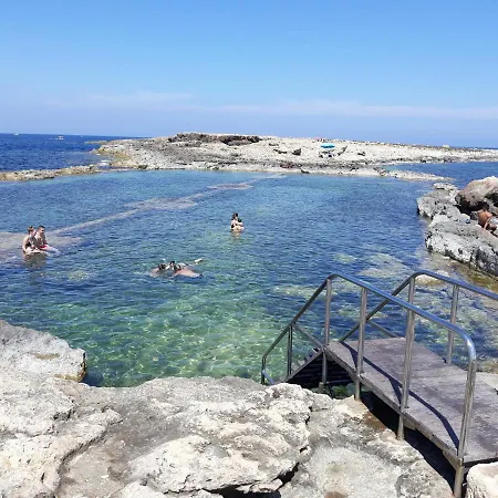 Sunshine Holiday 6 With Spectacular Seaviews