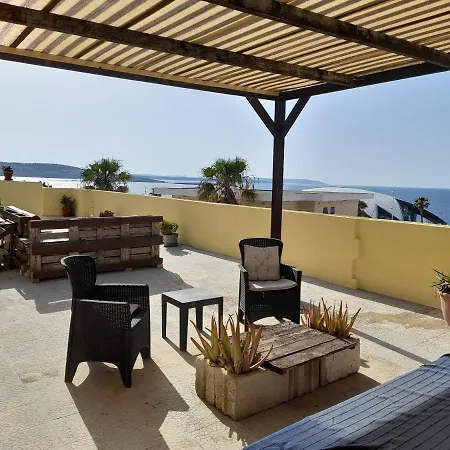 Sunshine Holiday 6 With Spectacular Seaviews