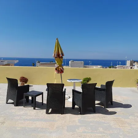Sunshine Holiday 6 With Spectacular Seaviews 아파트