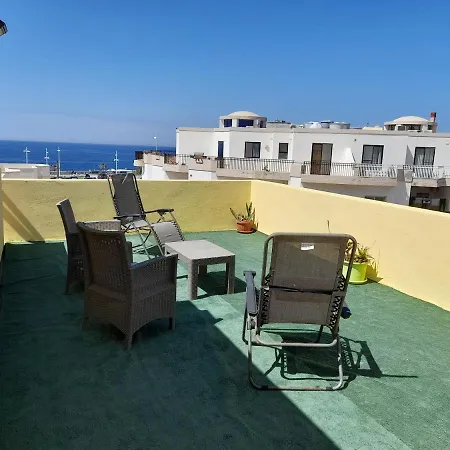 Sunshine Holiday 6 With Spectacular Seaviews