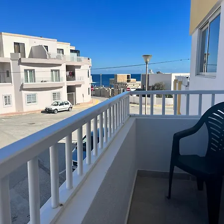 아파트 Sunshine Holiday 6 With Spectacular Seaviews *