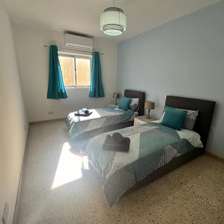Sunshine Holiday 6 With Spectacular Seaviews Apartamento